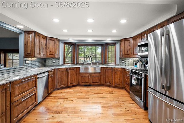 60718 Campground Road, Washington Township, MI 48094