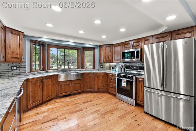 60718 Campground Road, Washington Township, MI 48094