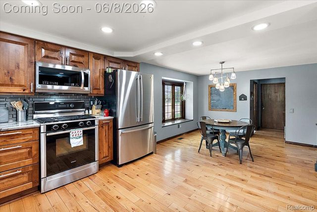 60718 Campground Road, Washington Township, MI 48094