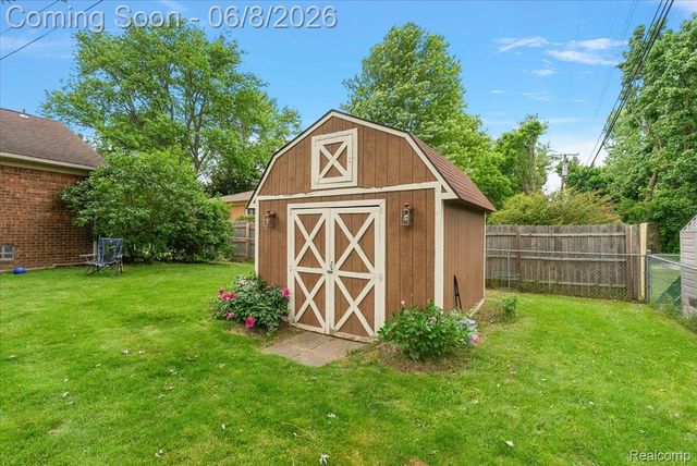 60718 Campground Road, Washington Township, MI 48094
