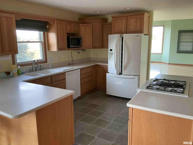 1808 106TH Avenue W, Milan, IL 61264