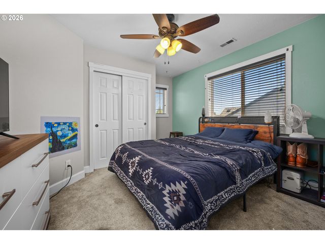 59951 ISABELLA Ln, St Helens, OR 97051