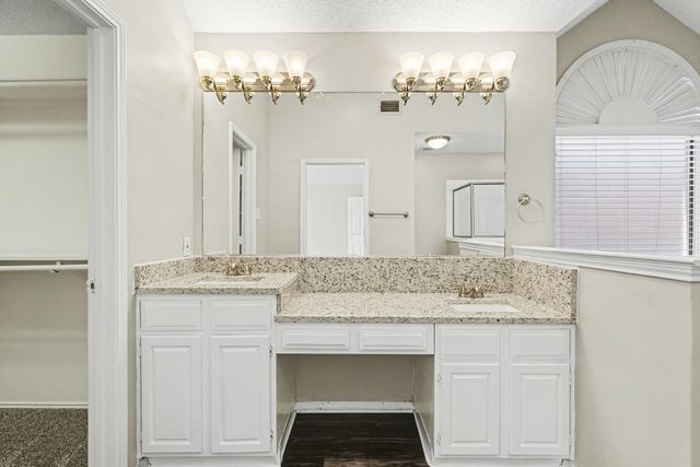 6804 Greenleaf Drive, North Richland Hills, TX 76182