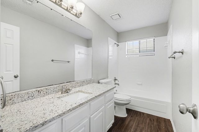 6804 Greenleaf Drive, North Richland Hills, TX 76182