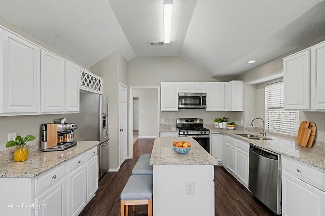 6804 Greenleaf Drive, North Richland Hills, TX 76182