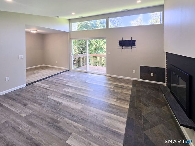 229 Bacon Pond Road 313, Woodbury, CT 06798