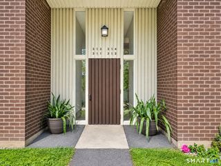 229 Bacon Pond Road 313, Woodbury, CT 06798