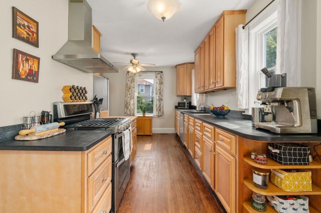 37 Everett St 1, Waltham, MA 02453