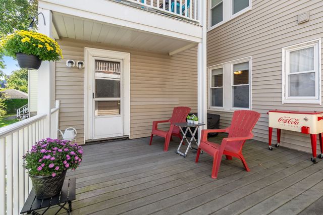 37 Everett St 1, Waltham, MA 02453