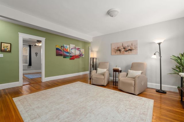 37 Everett St 1, Waltham, MA 02453