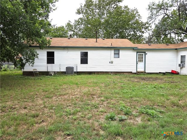 101 E Halstead Avenue, Copperas Cove, TX 76522
