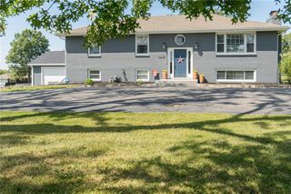 15741 150th Street, Bonner Springs, KS 66012