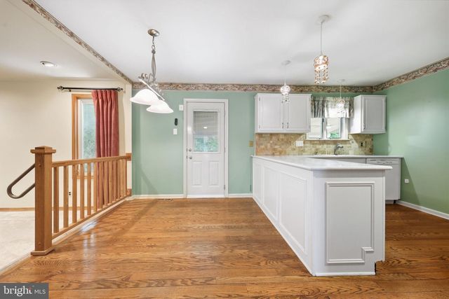 389 UPPER HOLLAND RD, Richboro, PA 18954