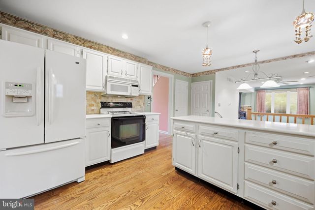 389 UPPER HOLLAND RD, Richboro, PA 18954