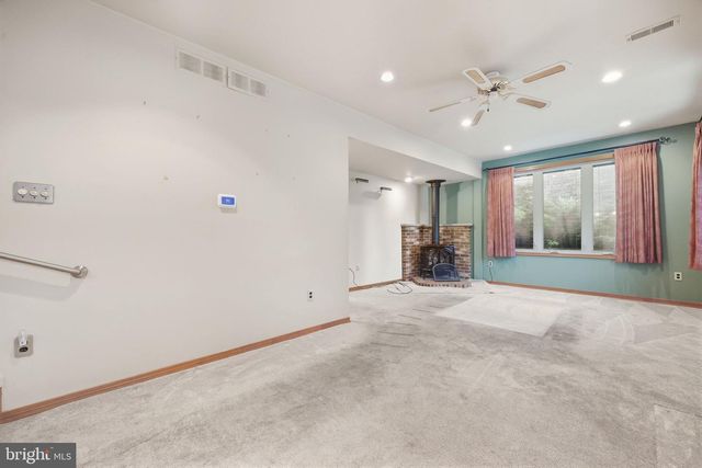 389 UPPER HOLLAND RD, Richboro, PA 18954