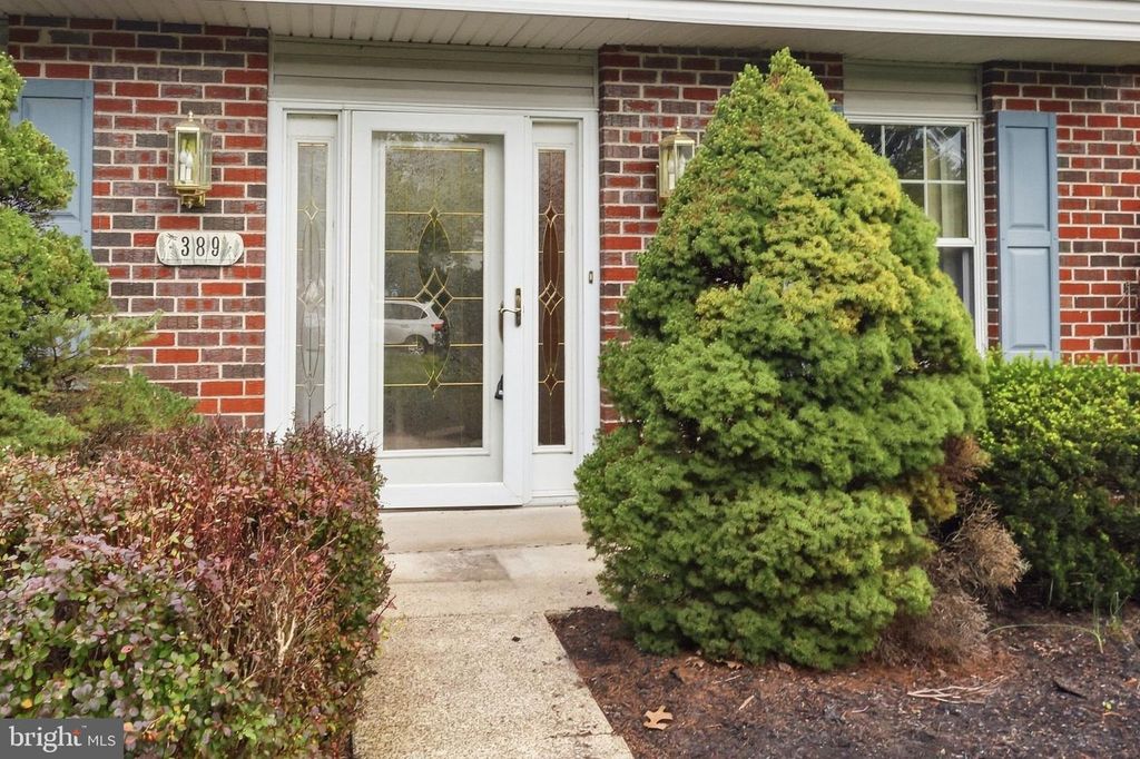389 UPPER HOLLAND RD, RICHBORO, PA 18954 — photo 2
