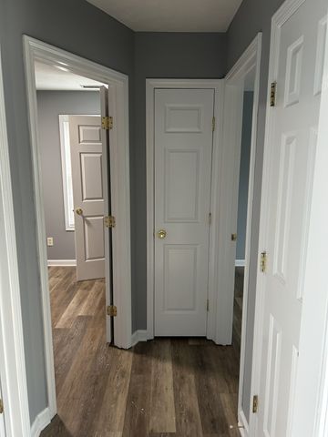 323 Clearlake Dr, La Vergne, TN 37086