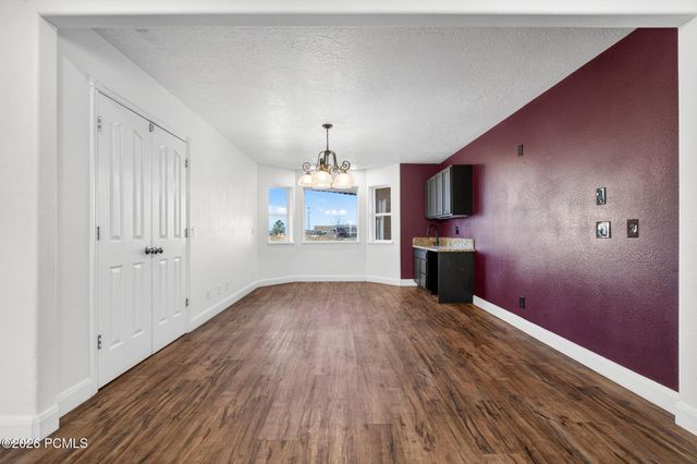 640 N Juniper Street, Hildale, UT 84784