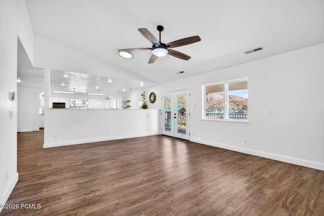 640 N Juniper Street, Hildale, UT 84784