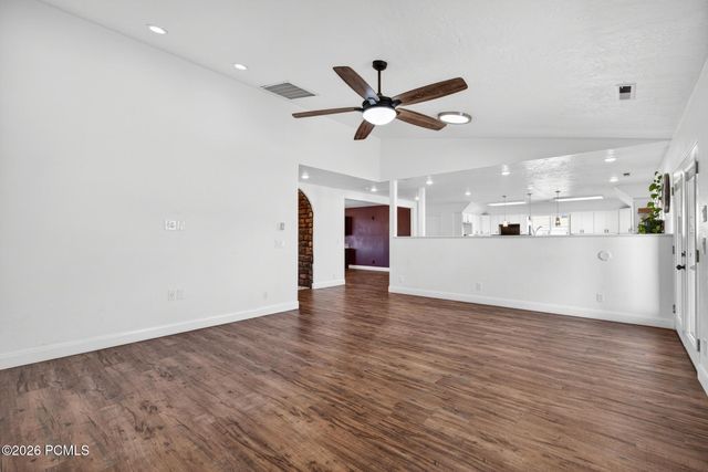 640 N Juniper Street, Hildale, UT 84784