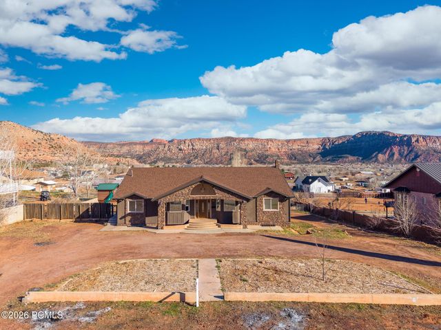640 N Juniper Street, Hildale, UT 84784