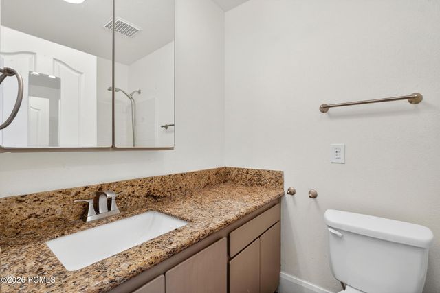 640 N Juniper Street, Hildale, UT 84784