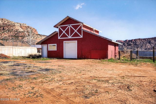 640 N Juniper Street, Hildale, UT 84784
