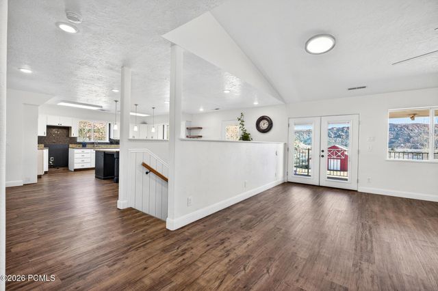 640 N Juniper Street, Hildale, UT 84784