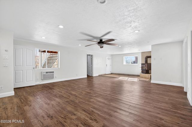 640 N Juniper Street, Hildale, UT 84784