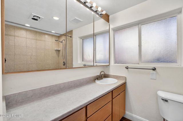 640 N Juniper Street, Hildale, UT 84784