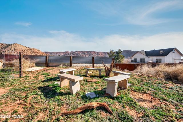 640 N Juniper Street, Hildale, UT 84784