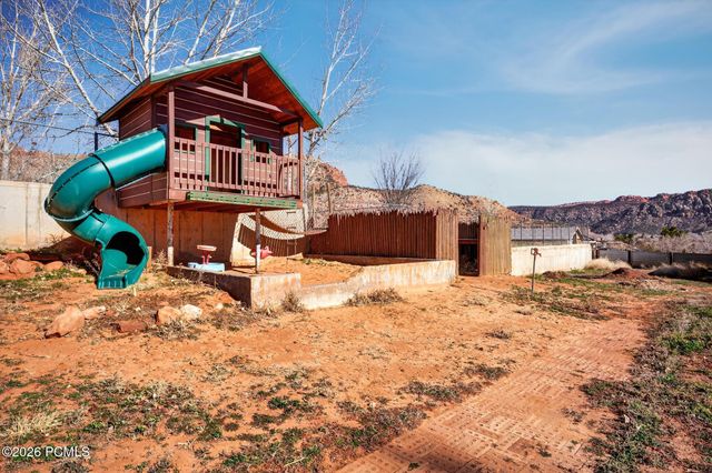 640 N Juniper Street, Hildale, UT 84784