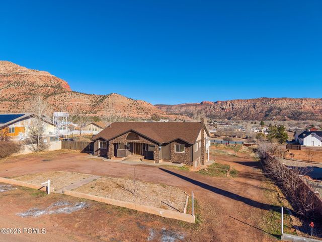 640 N Juniper Street, Hildale, UT 84784
