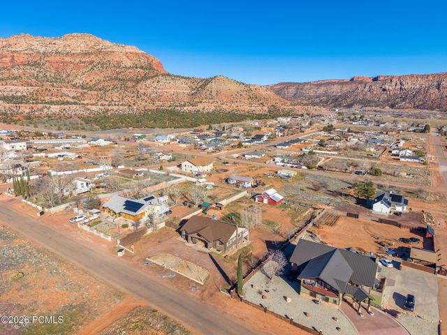 640 N Juniper Street, Hildale, UT 84784