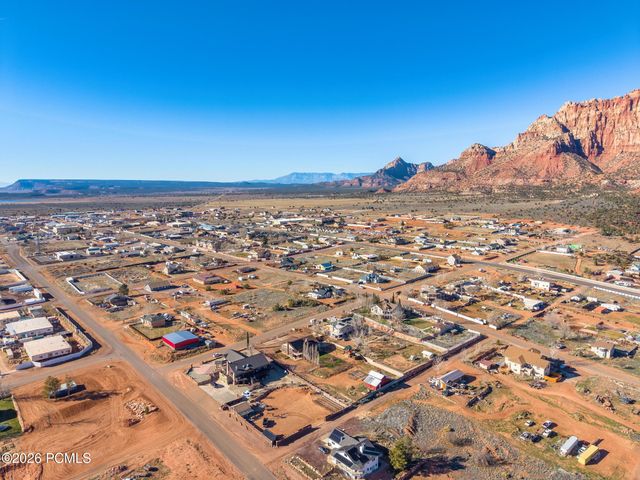640 N Juniper Street, Hildale, UT 84784