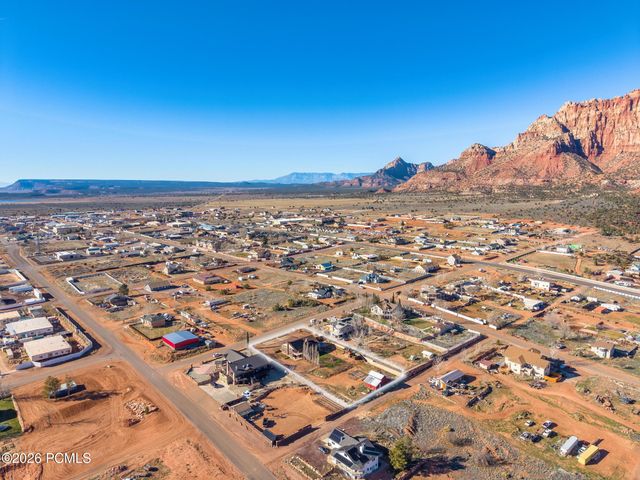 640 N Juniper Street, Hildale, UT 84784