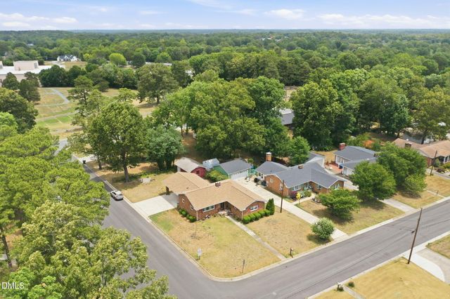 500 Oakwood Lane, Graham, NC 27253