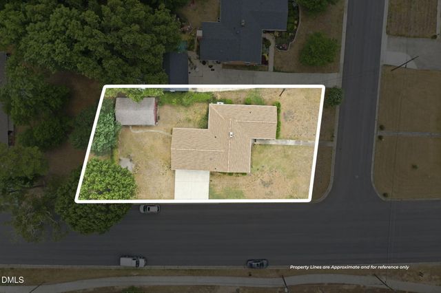 500 Oakwood Lane, Graham, NC 27253