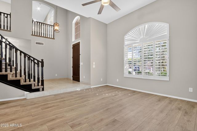 4302 E MOSSMAN Road, Phoenix, AZ 85050