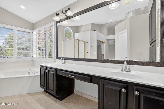 4302 E MOSSMAN Road, Phoenix, AZ 85050