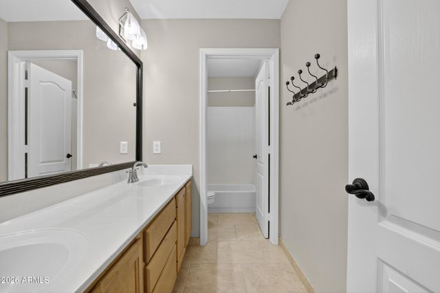 4302 E MOSSMAN Road, Phoenix, AZ 85050