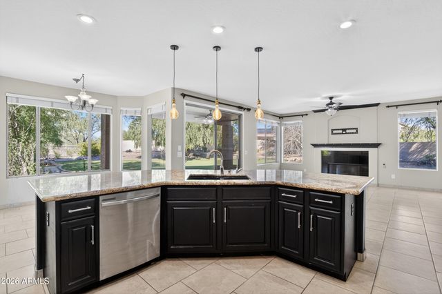 4302 E MOSSMAN Road, Phoenix, AZ 85050