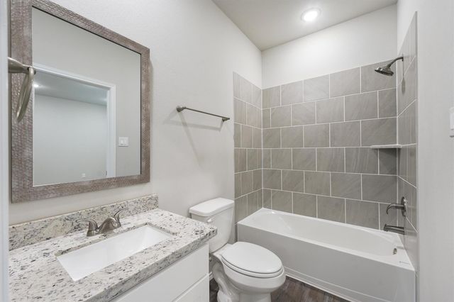 286 County Road 5102f, Cleveland, TX 77327