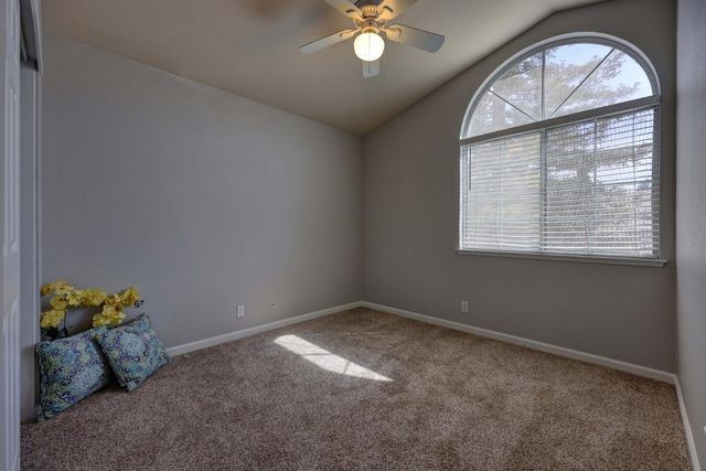 6428 Emerald Dr, Rocklin, CA 95677