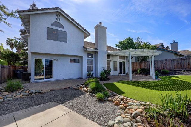 6428 Emerald Dr, Rocklin, CA 95677
