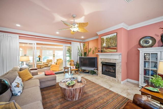 404 Peninsula Boulevard, Gulf Shores, AL 36542