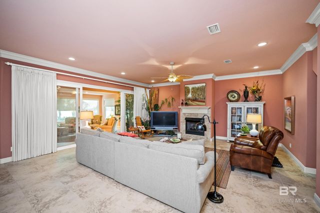 404 Peninsula Boulevard, Gulf Shores, AL 36542