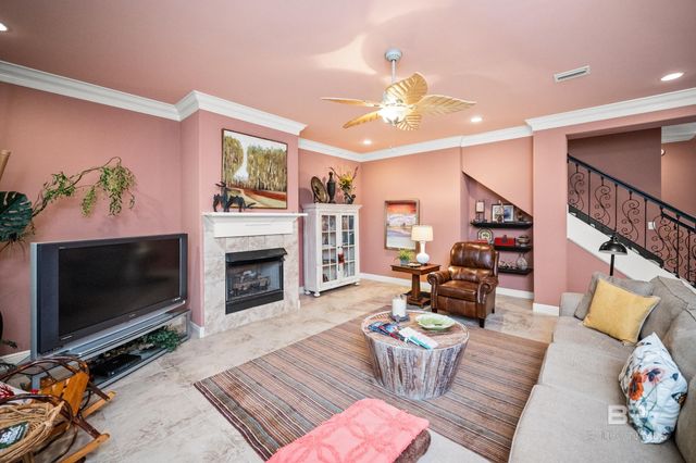 404 Peninsula Boulevard, Gulf Shores, AL 36542