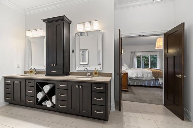 611 MARBLE ROCK CIRCLE, Green Bay, WI 54311
