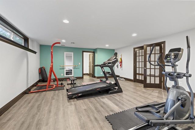611 MARBLE ROCK CIRCLE, Green Bay, WI 54311